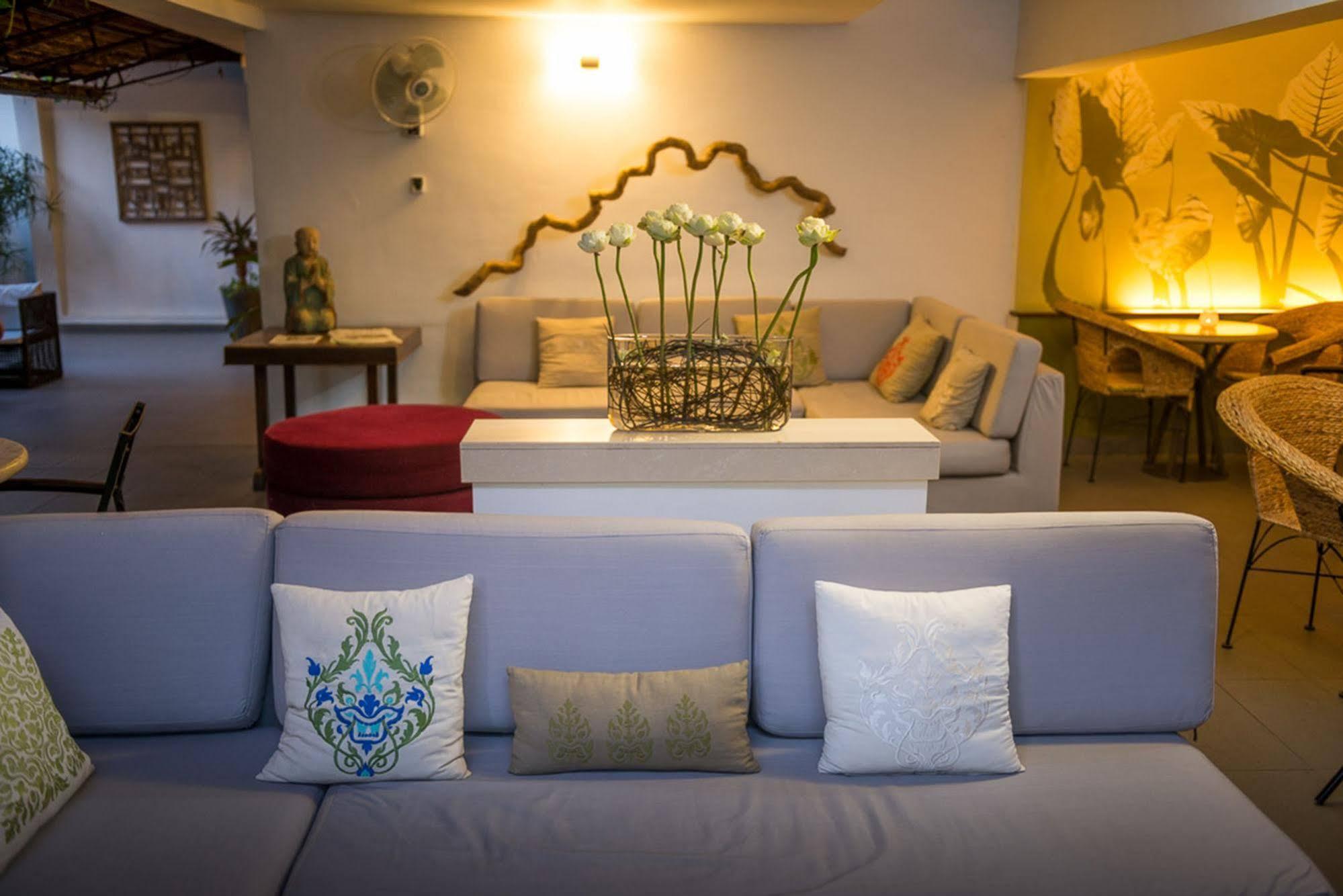 Villa Langka Hotel & Restaurant Phnom Penh Luaran gambar