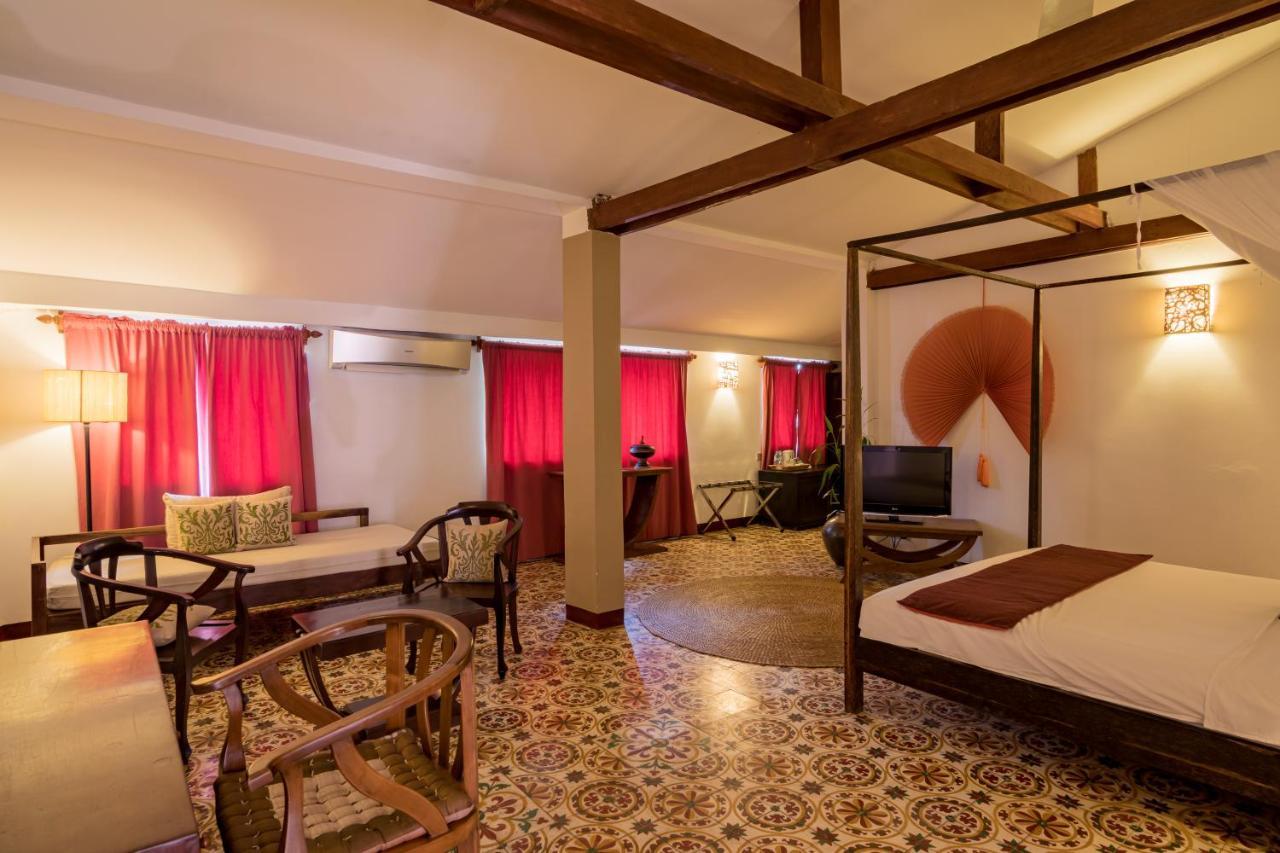 Villa Langka Hotel & Restaurant Phnom Penh Luaran gambar